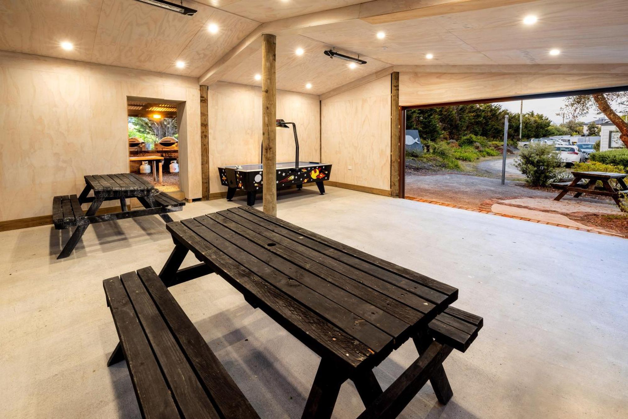 Napier Beach Top 10 Holiday Park & Motels Extérieur photo