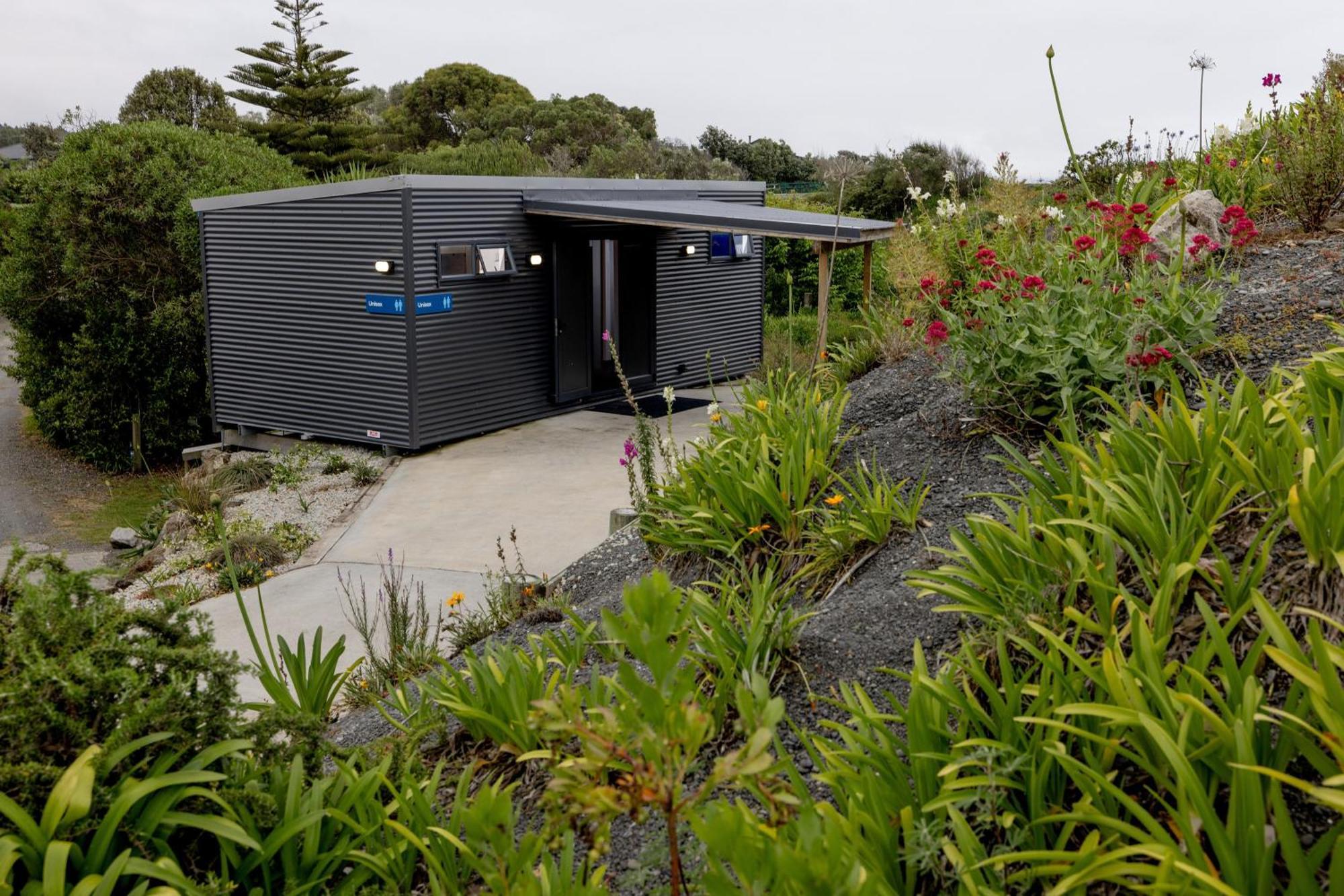 Napier Beach Top 10 Holiday Park & Motels Extérieur photo